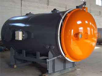 Vacuum dryer